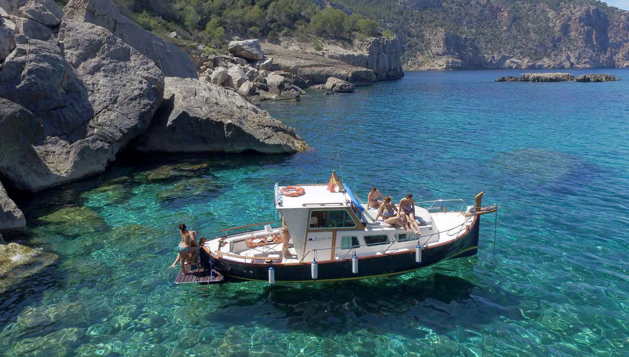 Giro in barca a Cala Bassa e all'isola Conejera