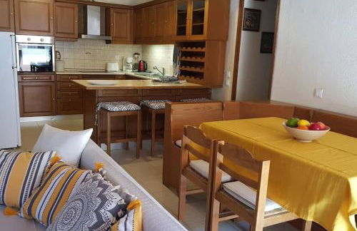 Irene's Apartment In Salakos - Foto 39