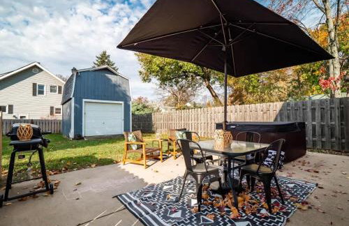 Spacious 4 Bedroom Sleeps 10 with Sauna and Hot Tub - Foto 60