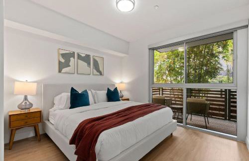 Amethyst Horizon - Stylish peaceful 2BR w zen Garden View Pool Gym - Foto 18