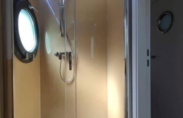 Wasserapartment Cityport - Schwimmende Ferienwohnung - Foto 5