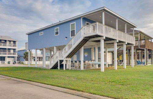 Relax Poolside, Walk to Sand! Galveston Family Gem - Foto 2