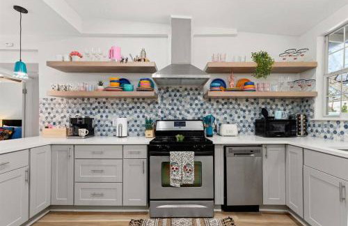 Gorgeous Home with Heated Pool In Downtown! - Foto 3