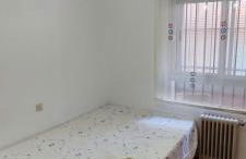 Piso céntrico 3 dormitorios con 2 baños cerca de la feria - Foto 9