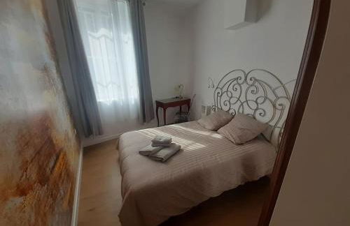 Classé 4 étoiles - Cybèle - Centre ville 2 Chambres, cour privative et Garage - Foto 4