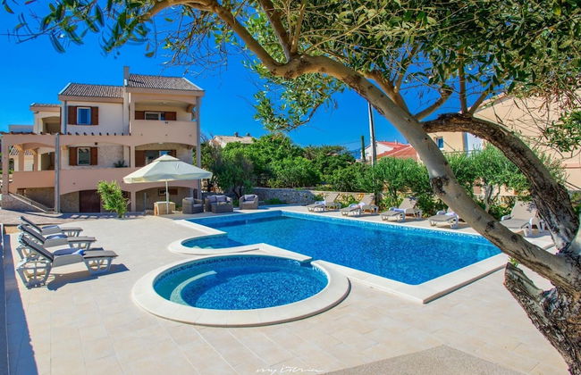 Villa Zlatni Dvori Zadarvillas - Foto 1