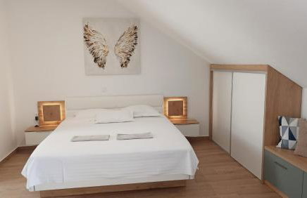 The Father's House - Photo 10