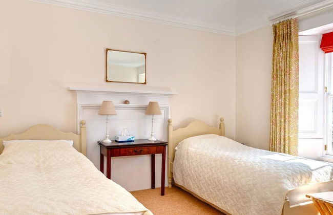 Inchgarry Court Main - Photo 4