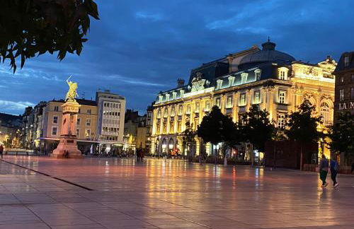 Parking privé gratuit, balcon, 2 chambres - Foto 36