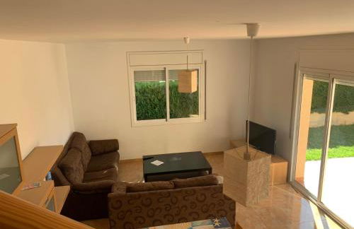 AME57 Preciosa Villa Con Piscina 10 pax - Foto 11