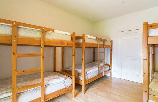 Mansion in Beauplateau Near Forest - Photo 9