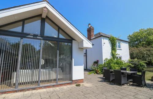 Guildford Farmhouse - Photo 40