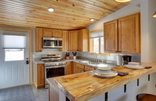 Cozy Spearfish Cottage Less Than 1 Mi to Hiking Trail - Foto 2