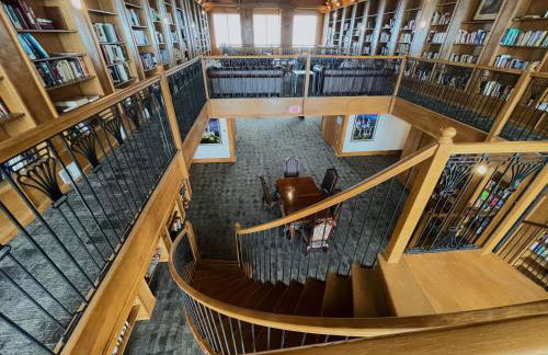 3BR Luxury Suite with Parking at The Grand Castle - Foto 26