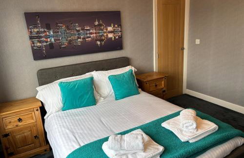 Entire House, Parking, Facilities, sleeps up to 6, suitable for contractors, families or NHS - Foto 23
