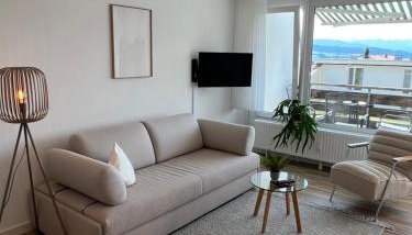 Ferienwohnung Alpenruhe mit traumhaften Bergblick, Pool & Sauna - Foto 2