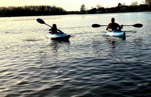 Modern 1BR Cabin w Hot Tub Near Carbondale - Foto 26