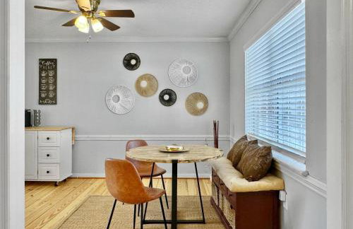 Cozy Home Away From Home - Pet-friendly, King bed - Foto 12