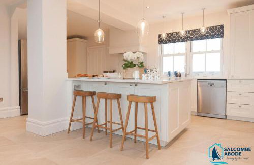 Ultimate Coastal Luxury - 5 Bed, Spacious, Parking, Hot Tub - Foto 45