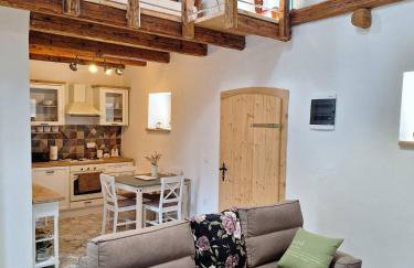 Apartma Under The Drunk Railroad - Foto 1