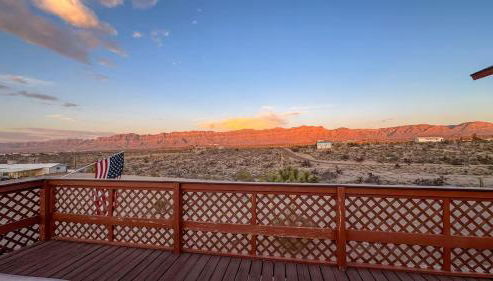 Desert View Retreat - Sleeps 22, Game Garage, Near Skywalk & Lake Mead - Foto 5