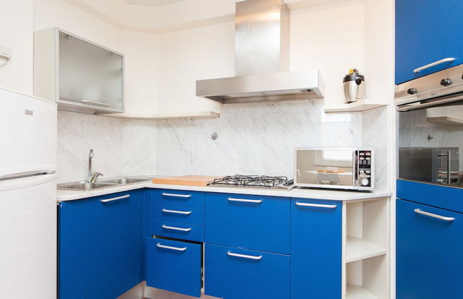 Rental in Rome Maxxi Penthouse - Photo 3