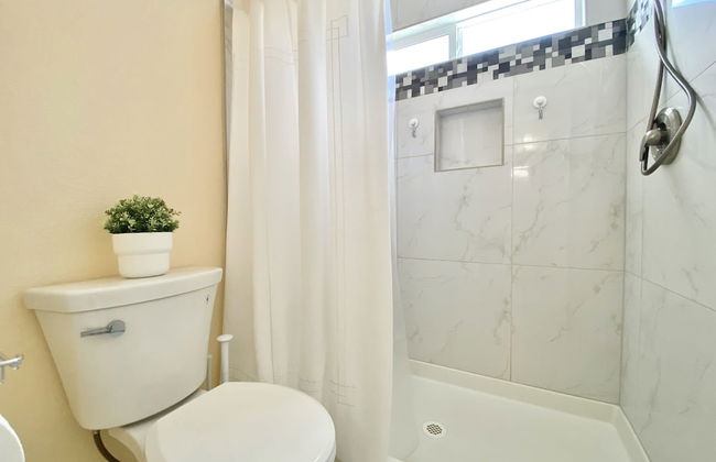 DT Reno - Classy Vacation Home w Backyard Patio - Foto 37