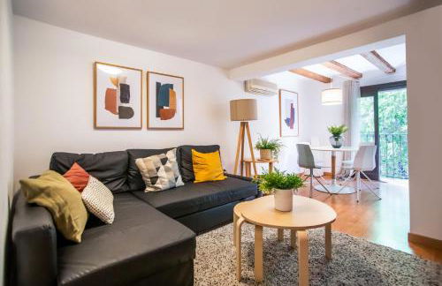 E3val1048 - Newly Decorated Flat closed to the cent - Foto 1