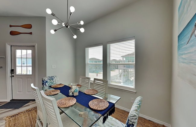 Pelican's Perch by Miss Kitty’s - Foto 2