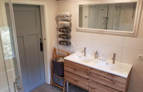 Moderne Ferienwohnung auf dem Kastanienhof Oetzen - Foto 9