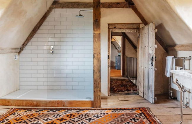 Lavish Tudor Hall Gardens - Sleeps 14 - Foto 15