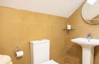 Rose Cottage - 2 Bedroom Cottage - Penally - Photo 8