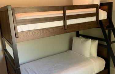 Fully Fenced & Fitted 4BR Near LakePoint Sports - Foto 17