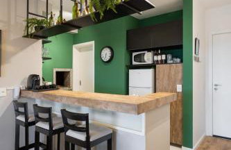 Apto 1802 com Piscina e Academia 2 Quartos Ar Condicionado no Centro Cívico com Garagem - Foto 4