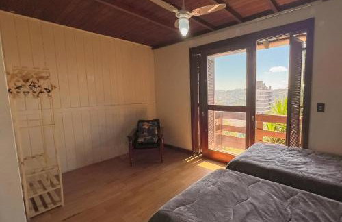 Casa com Vista, Lareira e Churrasqueira na Serra - Foto 27