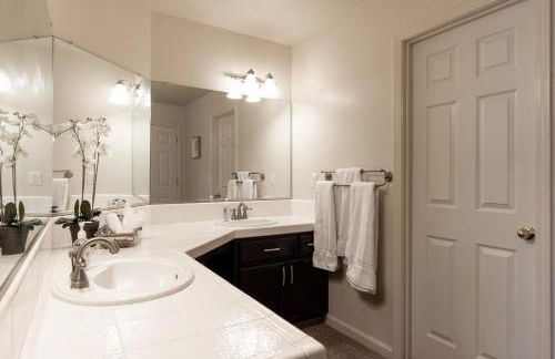 Yosemite and Bass lake I Hot tub I Game room I Sleeps 13 - Foto 19