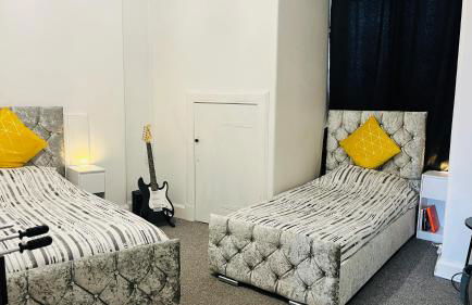 Spacious 3 Bedroom Entire Apartment Self Check in & Free Parking - Photo 71