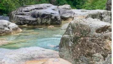 Private studio with mountain view with terrace in Medieval village - Foto 2