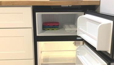 New cozy studio 2 queen beds kitchen walk to water! - Foto 2