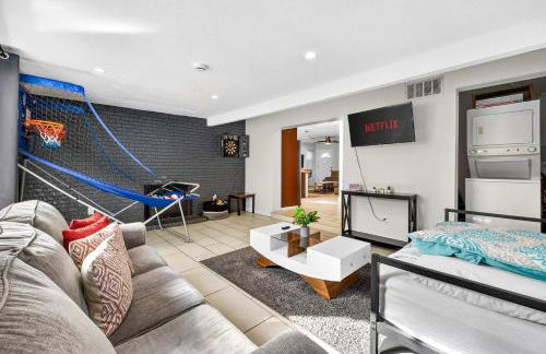 Family Putting Green Oasis BBQ Cornhole Heated Pool - Foto 33