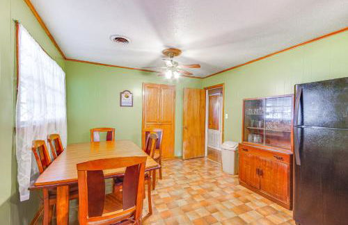 Inviting Vicksburg Home with Patio and Charcoal Grill! - Foto 7