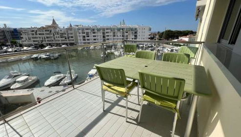 Precioso piso con vista al canal y piscina en roses AV-69 - Foto 5, Other