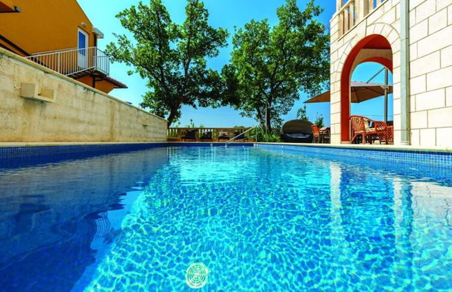 Villa Anka - Five-bedroom Villa With Terrace and Swimming Pool - Foto 16