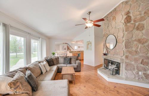 Close to 3 Ski Areas Michigan Family Retreat! - Photo 1