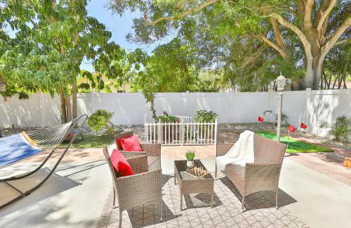 Pool Table, Minigolf, Games at Pondside FunHouse - Foto 41