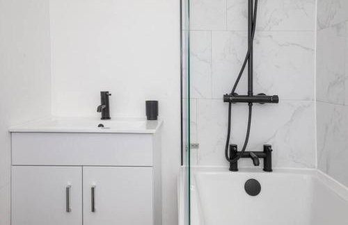 Charming Gateshead Retreat - Close to Newcastle - Angel of the North - Foto 14