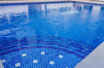 Cozy apartment with pool, parking and sea view - Foto 7