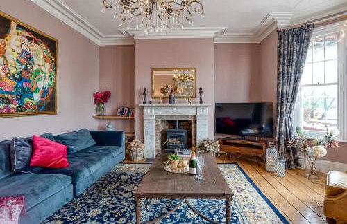 6BR Luxury Beach House Hot Tub & Sea Views - Foto 6