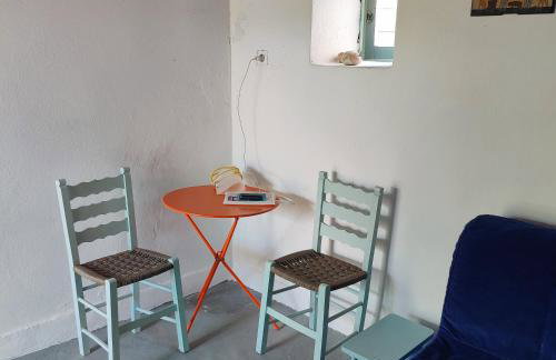 Secluded 200-Year-Old Cycladic Retreat in Milos - Foto 14