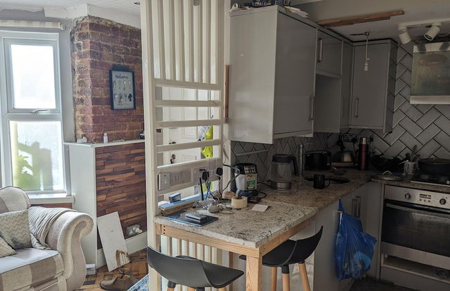 Folkestone - 1BR Apartment - Sauna - Pet Friendly - Foto 4